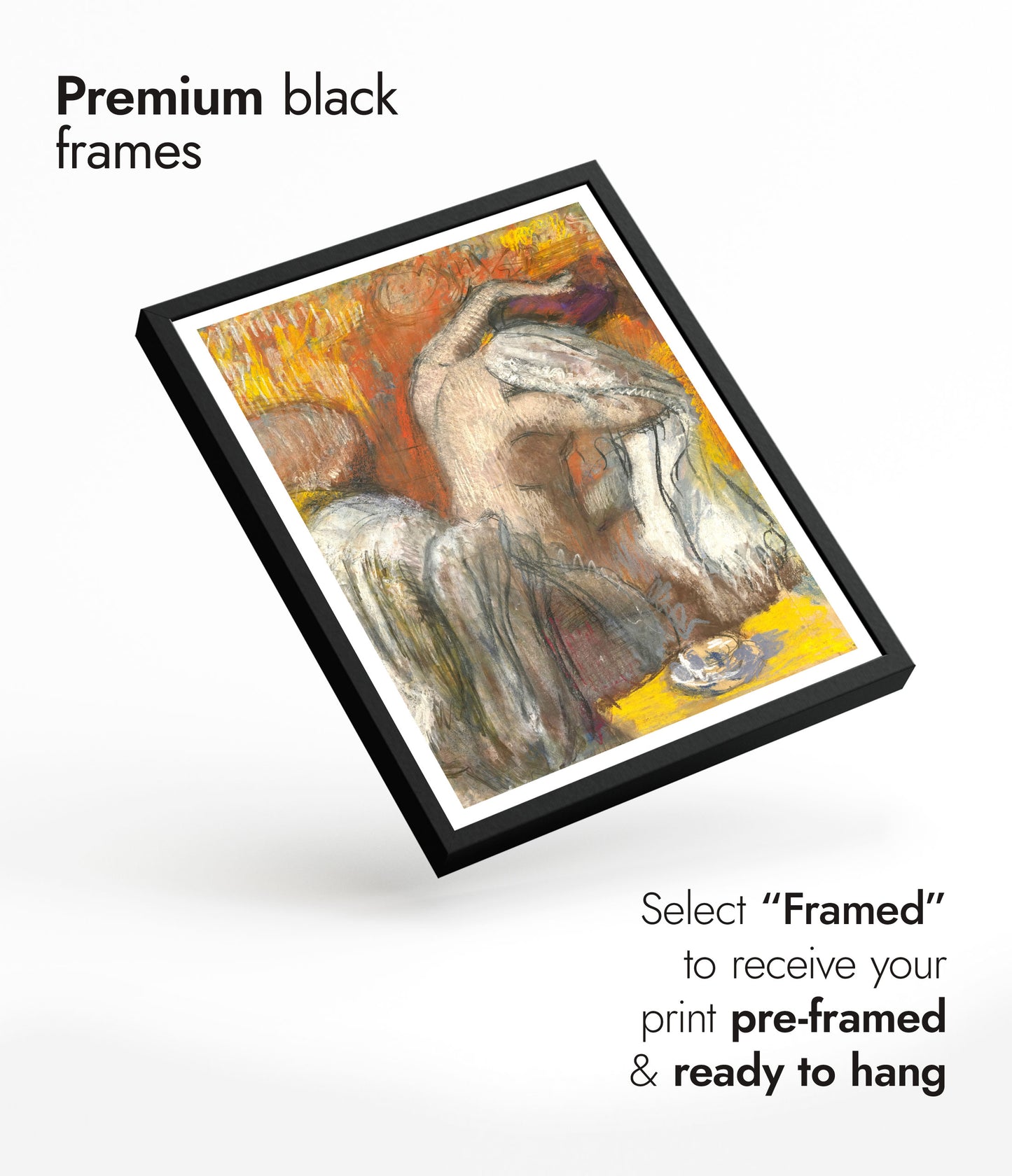 Sitzende Badende trocknet ihren Nacken