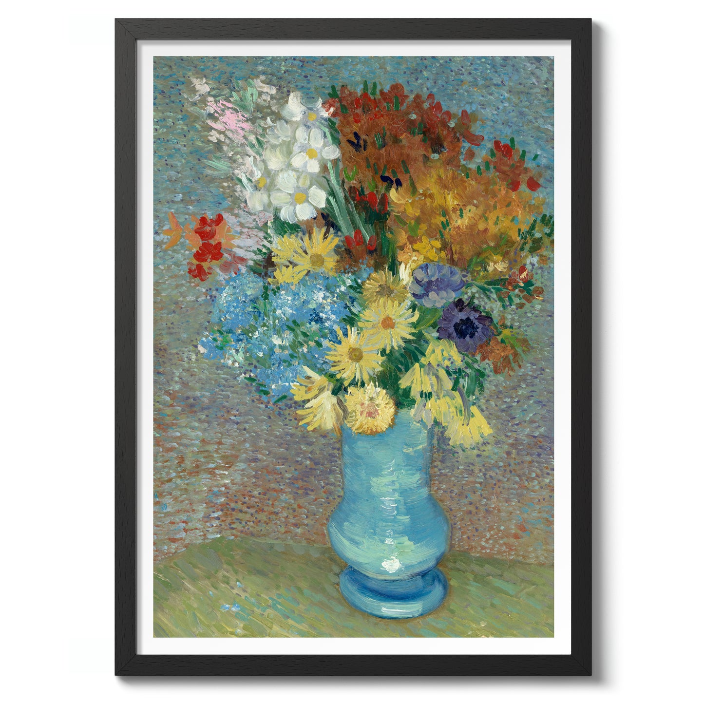 Fleurs dans un vase bleu