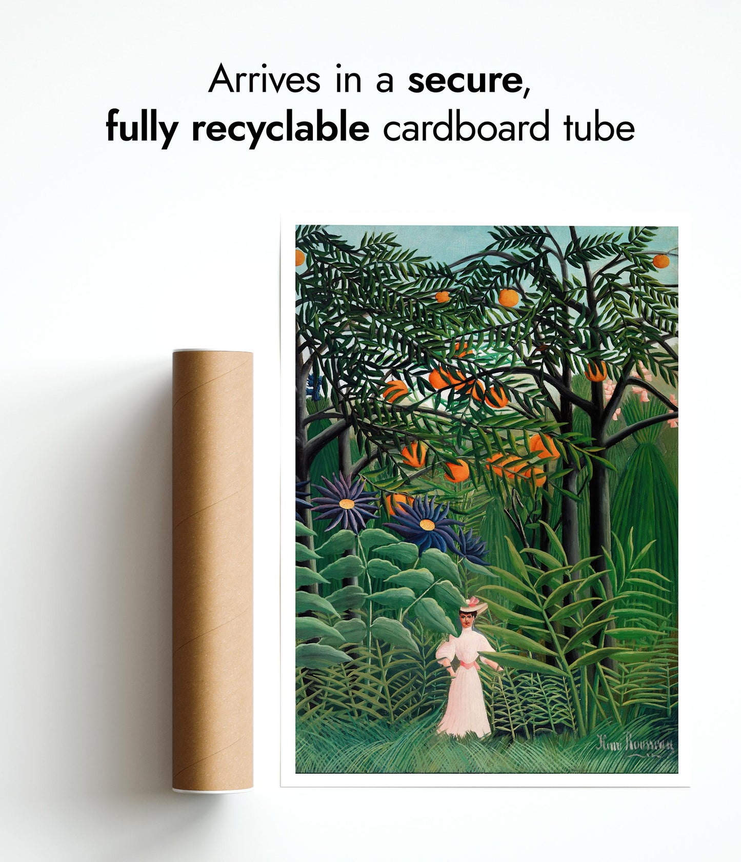 Kvinna som går i en exotisk skog