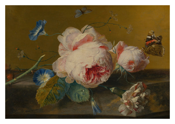 Stillleben med blommor och fjäril