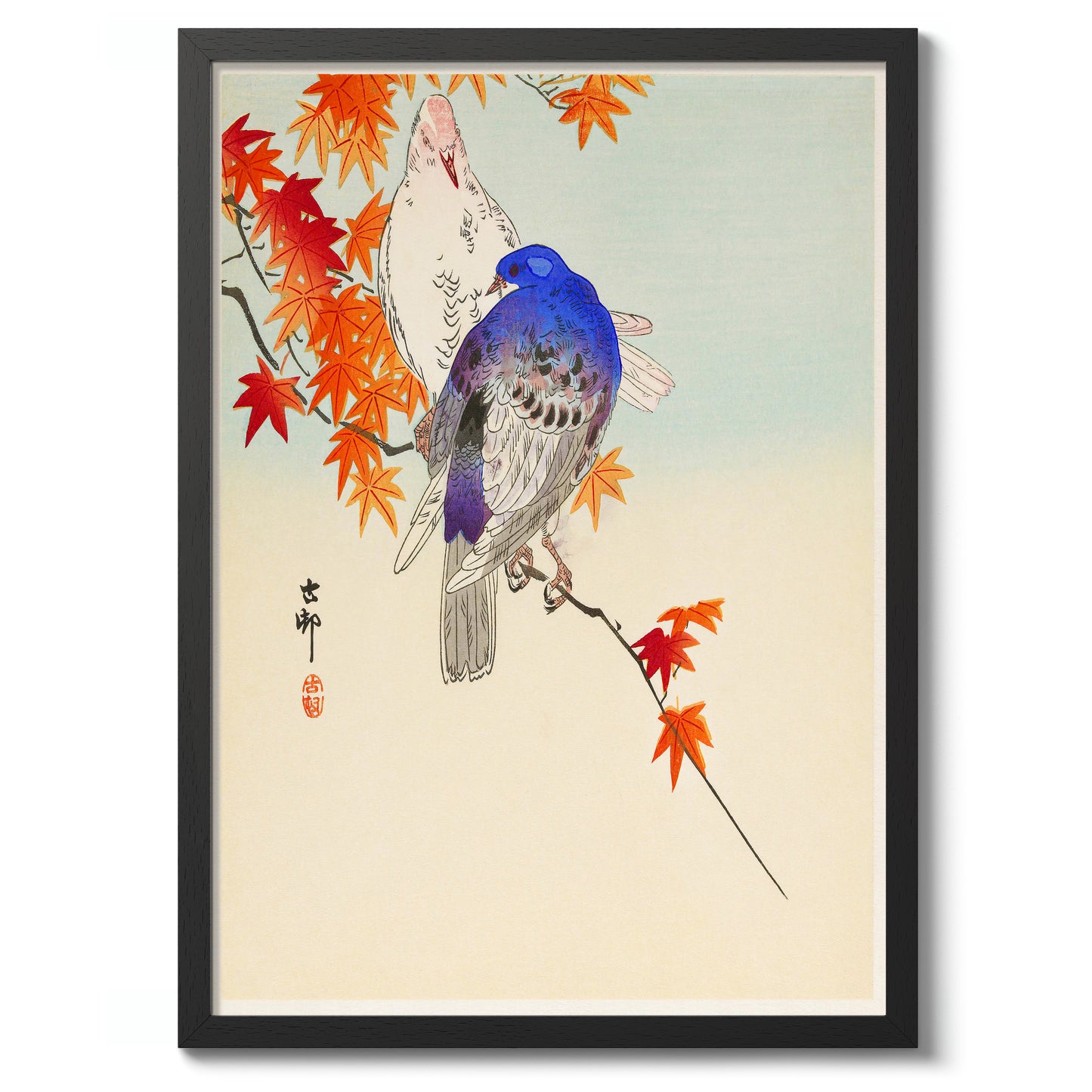 Zwei Tauben auf einem Herbstzweig